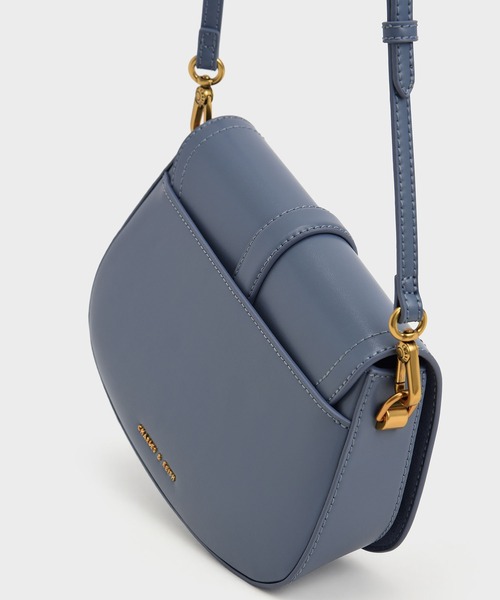 CHARLES & KEITH(チャールズ & キース)の「ブレアチェーンハンドル ショルダーバッグ / Blair Chain Handle Shoulder Bag(ショルダーバッグ・レディース・ブラック/グリーン系その他2/ブルー系その他3・S)」の14枚目の写真