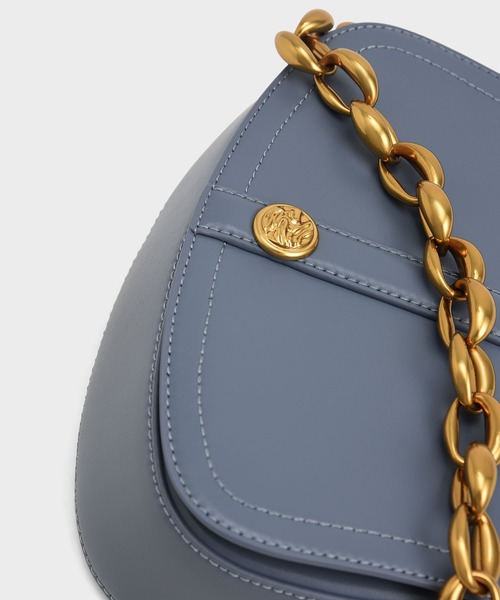 CHARLES & KEITH(チャールズ & キース)の「ブレアチェーンハンドル ショルダーバッグ / Blair Chain Handle Shoulder Bag(ショルダーバッグ・レディース・ブラック/グリーン系その他2/ブルー系その他3・S)」の8枚目の写真