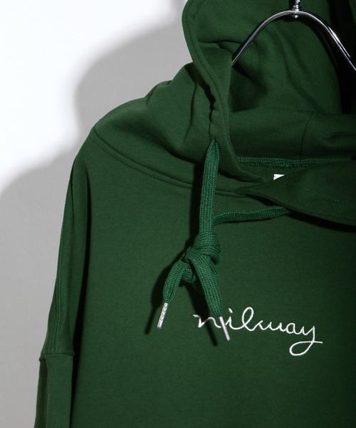 NILWAY（ニルウェイ）の「ファインコットン裏毛nilway筆記ロゴ刺繍ビッグパーカー（パーカー・メンズ・ブラック/オフホワイト/グリーン/チャコール・MEDIUM/LARGE）」の21枚目の写真