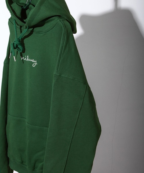 NILWAY（ニルウェイ）の「ファインコットン裏毛nilway筆記ロゴ刺繍ビッグパーカー（パーカー・メンズ・ブラック/オフホワイト/グリーン/チャコール・MEDIUM/LARGE）」の22枚目の写真