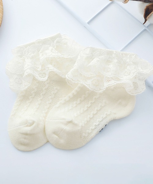 Anuenue（アヌエヌエ）の「キッズ レースフリルソックス（ソックス/靴下・キッズ・ホワイト/ブラウン/ピンク/イエロー/ブルー/ライトピンク・M/L）」の2枚目の写真