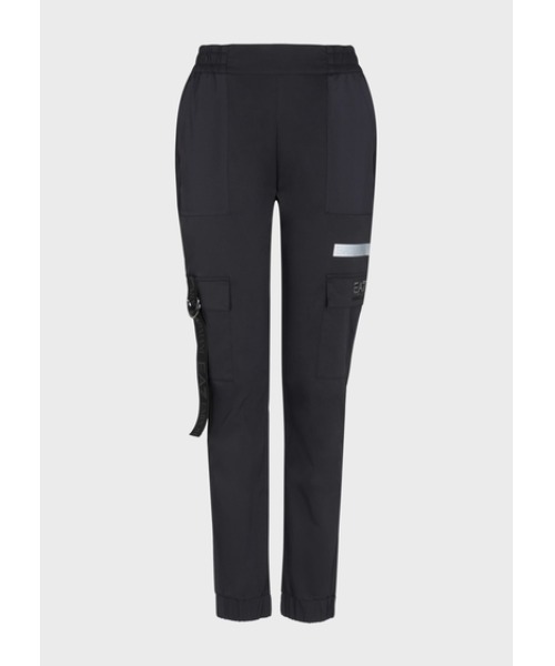 EMPORIO ARMANI EA7（エンポリオアルマーニイーエーセブン）の「【エンポリオ アルマーニ EA7】EA7サイドロゴベルト カーゴジョガーパンツ（カーゴパンツ・レディース・ブラック・MEDIUM/SMALL/LARGE/X-SMALL）」の4枚目の写真