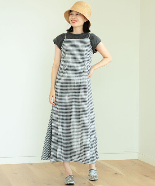 BEAMS BOY（ビームスボーイ）の「BEAMS BOY / ギンガム ジャカード キャミ ワンピース（ワンピース・レディース・ブラック/サックスブルー・FREE）」の7枚目の写真