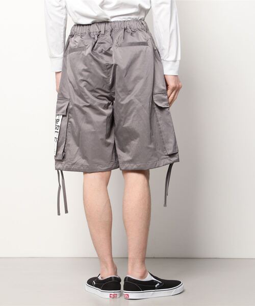 JOHN'S CLOSET(ジョンズクローゼット)の「【13】ワイドカーゴショーツ(カーゴパンツ・メンズ・グレー/オリーブ/ブラック・MEDIUM/LARGE)」の17枚目の写真