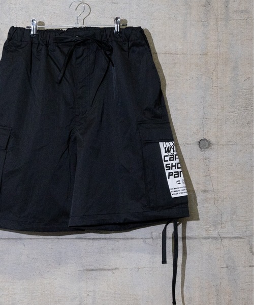 JOHN'S CLOSET(ジョンズクローゼット)の「【13】ワイドカーゴショーツ(カーゴパンツ・メンズ・グレー/オリーブ/ブラック・MEDIUM/LARGE)」の2枚目の写真