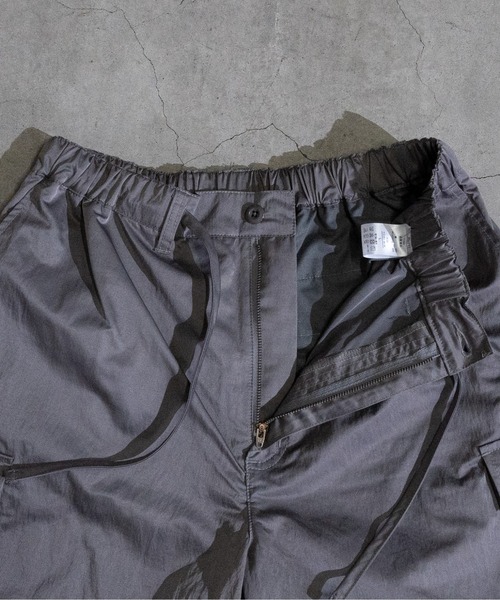 JOHN'S CLOSET(ジョンズクローゼット)の「【13】ワイドカーゴショーツ(カーゴパンツ・メンズ・グレー/オリーブ/ブラック・MEDIUM/LARGE)」の6枚目の写真