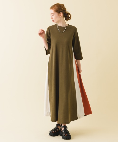 ROSIEE（ロージー）の「ROSIEE ワッフル素材脇配色ワンピース（ワンピース・レディース・ブラック/カーキ・FREE）」の3枚目の写真