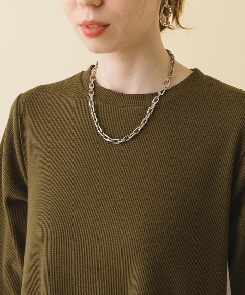 ROSIEE（ロージー）の「ROSIEE ワッフル素材脇配色ワンピース（ワンピース・レディース・ブラック/カーキ・FREE）」の17枚目の写真