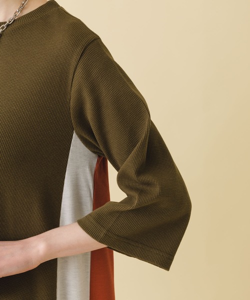 ROSIEE（ロージー）の「ROSIEE ワッフル素材脇配色ワンピース（ワンピース・レディース・ブラック/カーキ・FREE）」の13枚目の写真