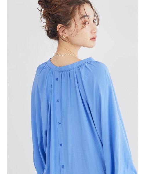 AMERICAN HOLIC(アメリカンホリック)の「バックボタンラグランブラウス(シャツ/ブラウス・レディース・ブラック/ライトベージュ/ブルー・M/L)」の10枚目の写真