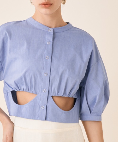 Solace（ソレイス）の「カットオープンパフスリーブブラウス（シャツ/ブラウス・レディース・ブラック/ブルー/グリーン・FREE）」の3枚目の写真