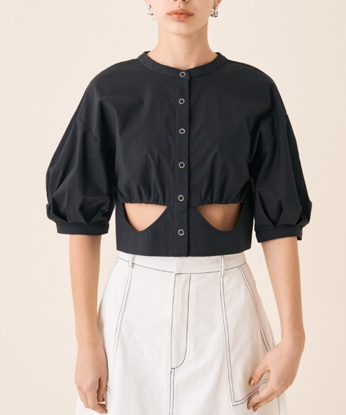 Solace（ソレイス）の「カットオープンパフスリーブブラウス（シャツ/ブラウス・レディース・ブラック/ブルー/グリーン・FREE）」の5枚目の写真