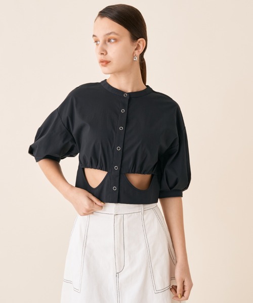 Solace（ソレイス）の「カットオープンパフスリーブブラウス（シャツ/ブラウス・レディース・ブラック/ブルー/グリーン・FREE）」の4枚目の写真