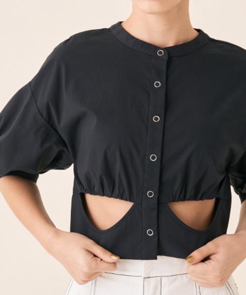 Solace（ソレイス）の「カットオープンパフスリーブブラウス（シャツ/ブラウス・レディース・ブラック/ブルー/グリーン・FREE）」の17枚目の写真