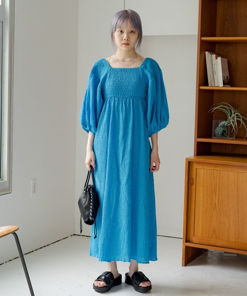 Kastane（カスタネ）の「【サイズ展開あり】ギンガムシャーリングワンピース（ワンピース・レディース・ブラック/ネイビー/イエロー/ブルー・1/0）」の20枚目の写真