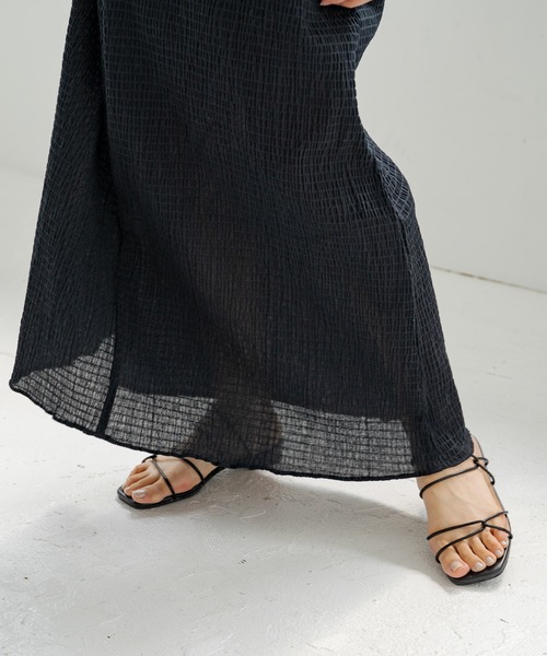 Kastane（カスタネ）の「【サイズ展開あり】ギンガムシャーリングワンピース（ワンピース・レディース・ブラック/ネイビー/イエロー/ブルー・1/0）」の16枚目の写真