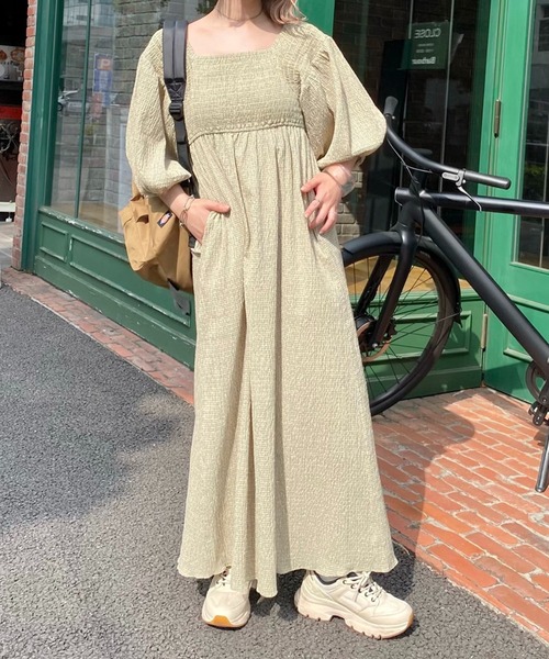 Kastane（カスタネ）の「【サイズ展開あり】ギンガムシャーリングワンピース（ワンピース・レディース・ブラック/ネイビー/イエロー/ブルー・1/0）」の8枚目の写真