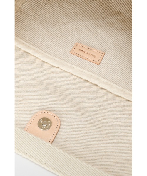 Hender Scheme（エンダースキーマ）の「square shoulder bag small（ショルダーバッグ・メンズ・ナチュラル/カーキ/ブラック・FREE）」の6枚目の写真