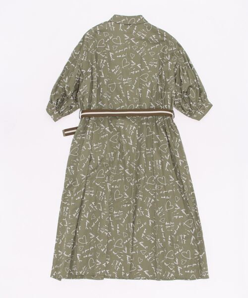 To b. by agnes b.（トゥービーバイアニエスベー）の「WO92 ROBE メッセージシャツワンピース（シャツワンピース・レディース・カーキ・40/38/36）」の3枚目の写真