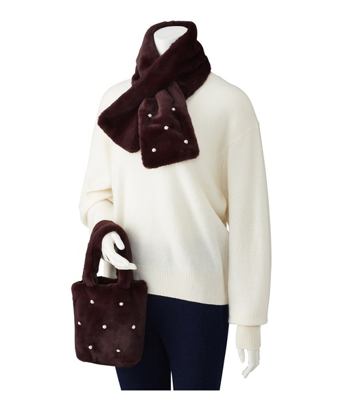 estaa(エスタ)の「バッグ&ファーマフラー ”パールビジュー”(マフラー・レディース・グレー/オフホワイト/ホワイト/ライトグレー/ダークブラウン/レオパード・FREE)」の18枚目の写真