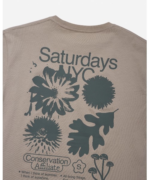 Saturdays NYC（サタデーズ ニューヨークシティ ）の「Saturdays Conservatory Standard SS Tee（Tシャツ/カットソー・メンズ・チャコールグレー/ベージュ・M/L/XL/S/X-SMALL）」の6枚目の写真