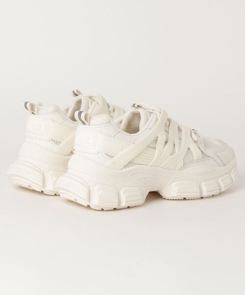 Figments(フィグメンツ)の「ディフェンダースニーカー(スニーカー・レディース・オフホワイト/ブラック・MEDIUM/SMALL)」の7枚目の写真