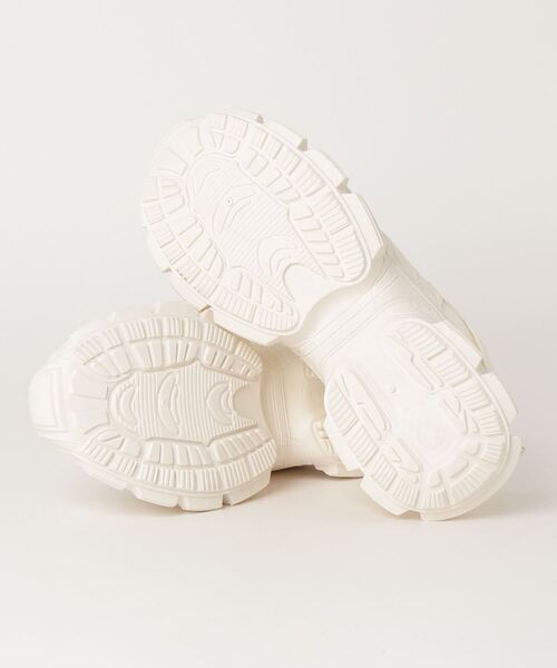 Figments(フィグメンツ)の「ディフェンダースニーカー(スニーカー・レディース・オフホワイト/ブラック・MEDIUM/SMALL)」の5枚目の写真