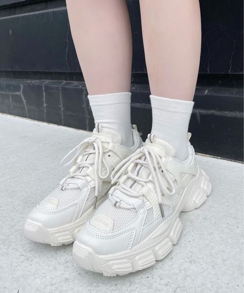 Figments(フィグメンツ)の「ディフェンダースニーカー(スニーカー・レディース・オフホワイト/ブラック・MEDIUM/SMALL)」の16枚目の写真