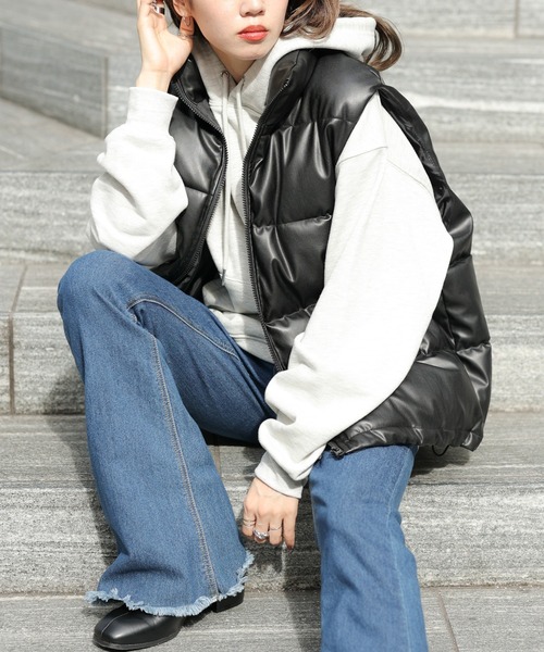 WEGO(ウィゴー)の「WEGO/フェイクレザーエコダウンベスト(ダウンベスト・レディース・ブラック・FREE)」の20枚目の写真