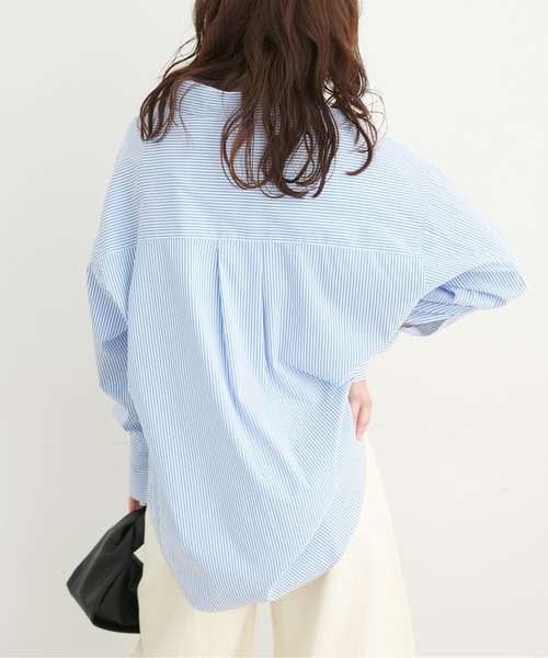 FREE'S MART（フリーズマート）の「◆ワイドスリーブオーバーサイズシャツ（調整可）（シャツ/ブラウス・レディース・ホワイト/ブルー/ブルー系その他/ピンク系その他/ネイビー・SMALL/MEDIUM）」の17枚目の写真