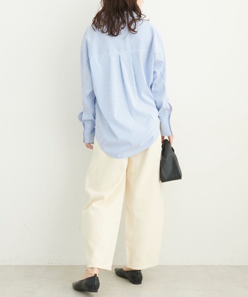 FREE'S MART（フリーズマート）の「◆ワイドスリーブオーバーサイズシャツ（調整可）（シャツ/ブラウス・レディース・ホワイト/ブルー/ブルー系その他/ピンク系その他/ネイビー・SMALL/MEDIUM）」の21枚目の写真