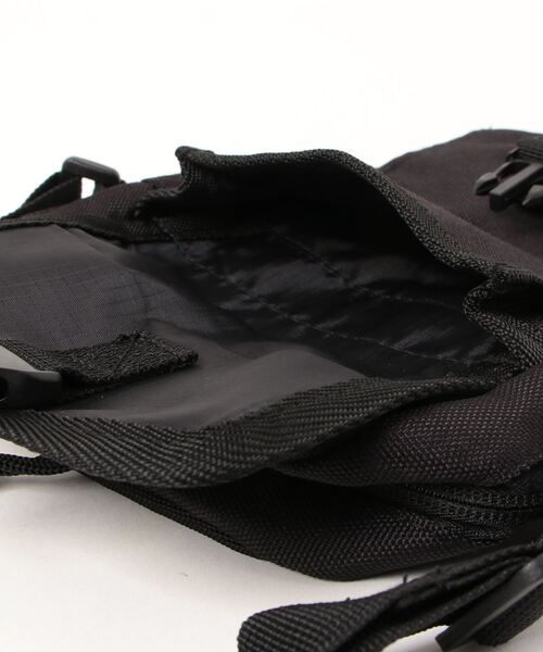 Dickies（ディッキーズ）の「【DICKIES/ディッキーズ】DK AUTHENTIC FLAP NECK POUCH（ショルダーバッグ・レディース・ベージュ/カーキ/オレンジ/ブラック系その他/ブラック・FREE）」の9枚目の写真