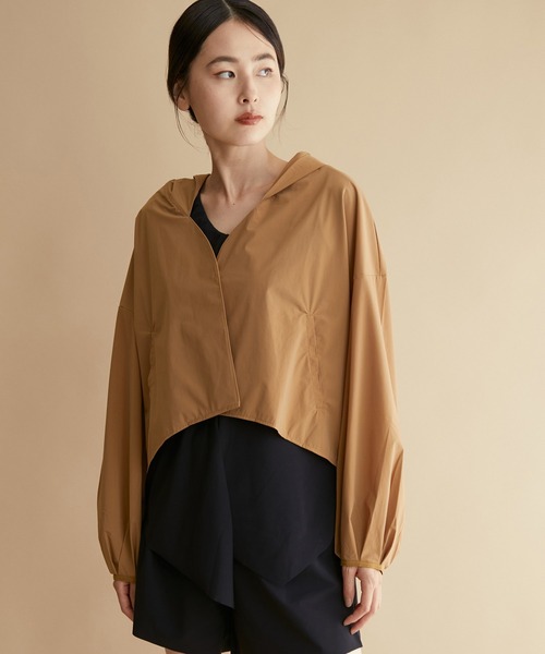 NERGY（ナージー）の「【Speedo】UV&水陸両用 リラックスパフスリーブフーディー（ラッシュガード・レディース・ブラック/ブラウン系その他3・M）」の13枚目の写真