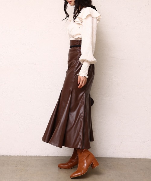 one after another NICE CLAUP（ワンアフターアナザーナイスクラップ）の「1枚で華やかな存在感。前後2wayブラウス（シャツ/ブラウス・レディース・アイボリー/ホワイト系その他/ブルー・FREE）」の11枚目の写真