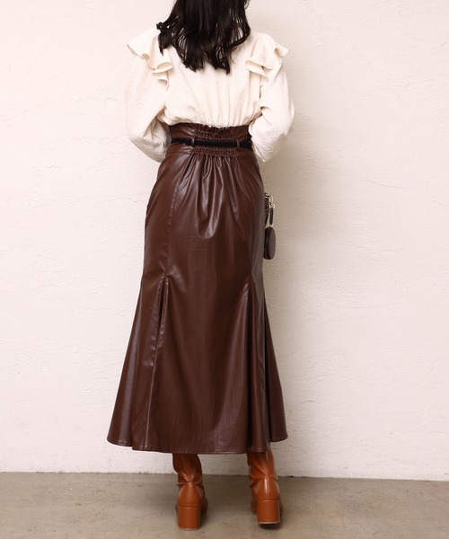 one after another NICE CLAUP（ワンアフターアナザーナイスクラップ）の「1枚で華やかな存在感。前後2wayブラウス（シャツ/ブラウス・レディース・アイボリー/ホワイト系その他/ブルー・FREE）」の12枚目の写真