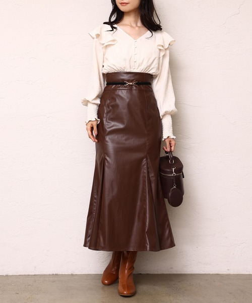 one after another NICE CLAUP（ワンアフターアナザーナイスクラップ）の「1枚で華やかな存在感。前後2wayブラウス（シャツ/ブラウス・レディース・アイボリー/ホワイト系その他/ブルー・FREE）」の10枚目の写真