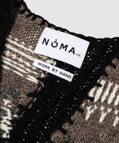 NOMA t.d.(ノーマティーディー)の「Patchwork Hand-knit Vest(ベスト・メンズ・ブラック・2/3/4)」の2枚目の写真