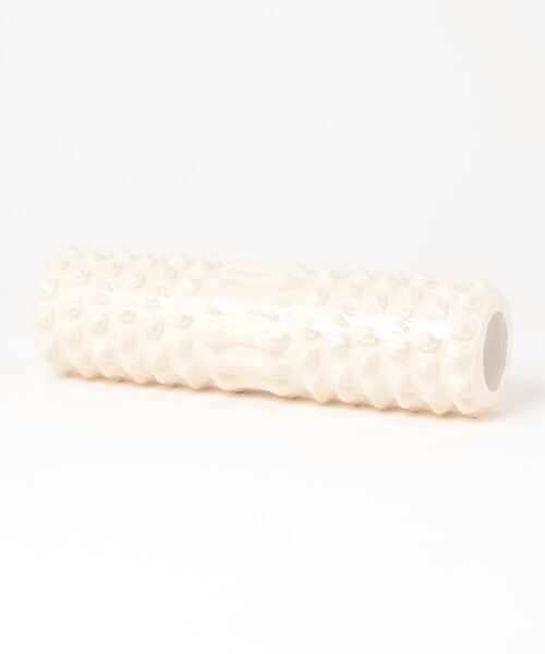CHEATFULLDAYS（チートフルデイズ）の「フィットネスヨガポール つぶつぶフォームローラー 30cm（スポーツグッズ・レディース・ピンク/ホワイト・FREE）」の5枚目の写真