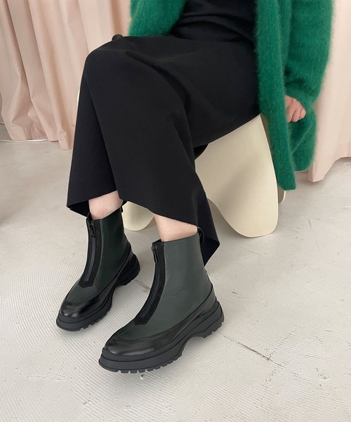 VEGE（ベジ）の「VEGE Center Zip Engineer（ブーツ・レディース・ホワイト/ブラック/カーキ・23.5/24/23）」の3枚目の写真