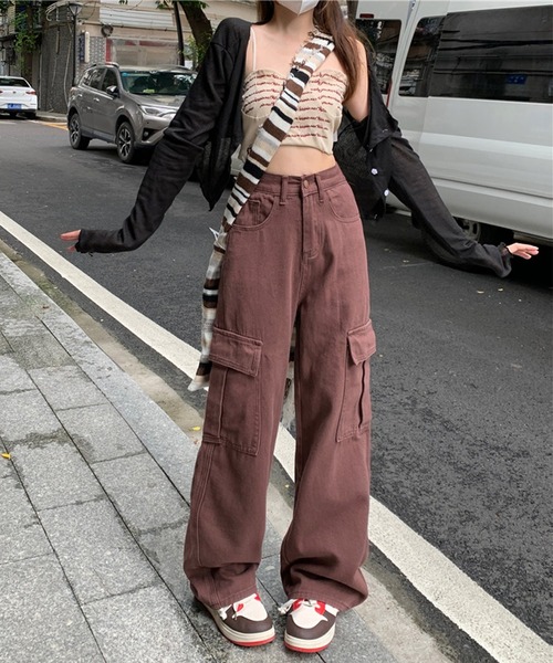 DAY CLOSET（デイ クローゼット）の「【大きいサイズ有】ゆるっとこなれ魅せ。 ハイウエスト デニム ベイカー カーゴパンツ レディース（デニムパンツ・レディース・ブラック/ブラウン/レッド/ブルー系その他/ブラック系その他/ベージュ/アイボリー・S/M/L/XL）」の17枚目の写真