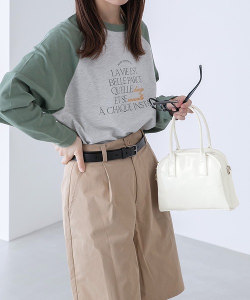 BONLECILL(ボンルシール)の「2way エナメル コンパクトボストン ショルダーバッグ(ボストンバッグ・レディース・ネイビー/レッド/ブラック/オフホワイト・FREE)」の5枚目の写真