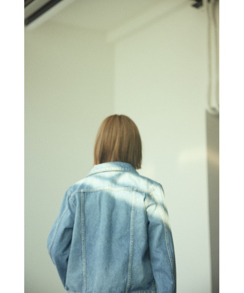 BLACK BY MOUSSY（ブラックバイマウジー）の「blue denim jacket（ブルーデニムジャケット）（デニムジャケット・レディース・ブルー・2/1）」の11枚目の写真