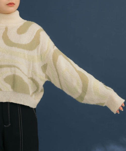 HEYUMM（ヘユム）の「マーブル柄ジャガードハイネックニット（ニット/セーター・レディース・アイボリー/ブラウン/ピンク・ONE）」の14枚目の写真