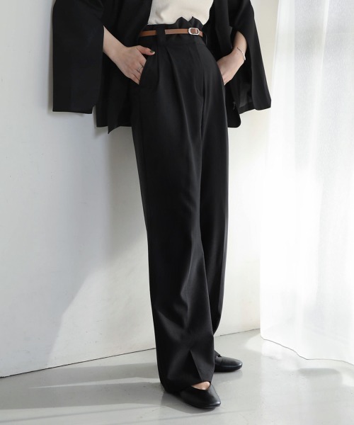 Bab（バブ）の「【S/M/Lサイズ展開】ハイウエストベルト付センタープレスパンツ（スラックス・レディース・グレイッシュベージュ/ブラック・M/L/S）」の2枚目の写真