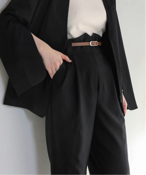 Bab（バブ）の「【S/M/Lサイズ展開】ハイウエストベルト付センタープレスパンツ（スラックス・レディース・グレイッシュベージュ/ブラック・M/L/S）」の14枚目の写真