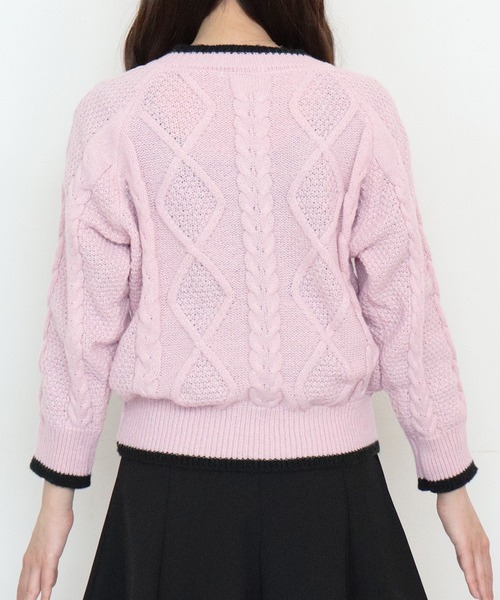 titty＆Co. PETIT by poyo（ティティーアンドコープティバイポヨ）の「【titty&Co.PETIT by poyo】バイカラーケーブルニットカーディガン（カーディガン/ボレロ・レディース・ピンク/ホワイト・FREE）」の16枚目の写真