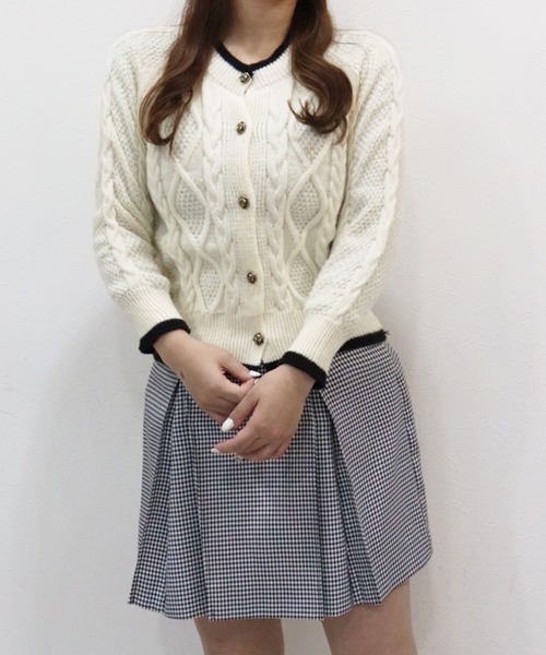 titty＆Co. PETIT by poyo（ティティーアンドコープティバイポヨ）の「【titty&Co.PETIT by poyo】バイカラーケーブルニットカーディガン（カーディガン/ボレロ・レディース・ピンク/ホワイト・FREE）」の19枚目の写真