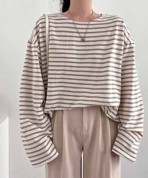 Dalfwin（ダールフィン）の「ドロップショルダーシアーオーバーサイズボーダー長袖Tシャツ（Tシャツ/カットソー・レディース・グレー系/ホワイト系/ベージュ系/カーキ系/ブラック系・FREE）」の4枚目の写真