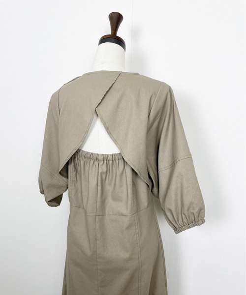 Meli rich（メリーリッチ）の「リネンライクバックケープワンピース（ワンピース・レディース・ブラック/アイボリー/ベージュ・FREE）」の10枚目の写真