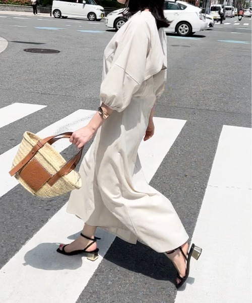 Meli rich（メリーリッチ）の「リネンライクバックケープワンピース（ワンピース・レディース・ブラック/アイボリー/ベージュ・FREE）」の16枚目の写真